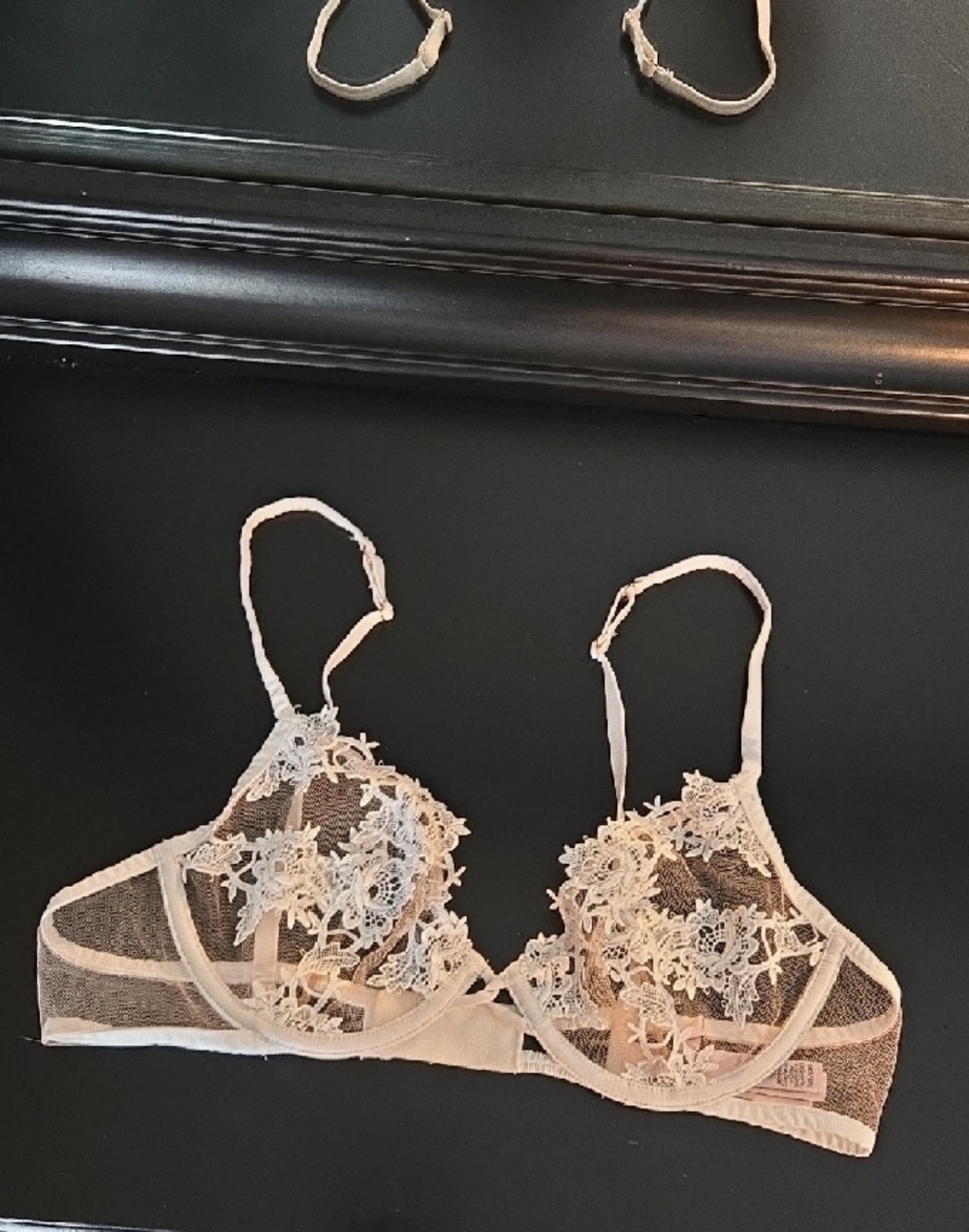 Victoria's Secret 36B Like NEW